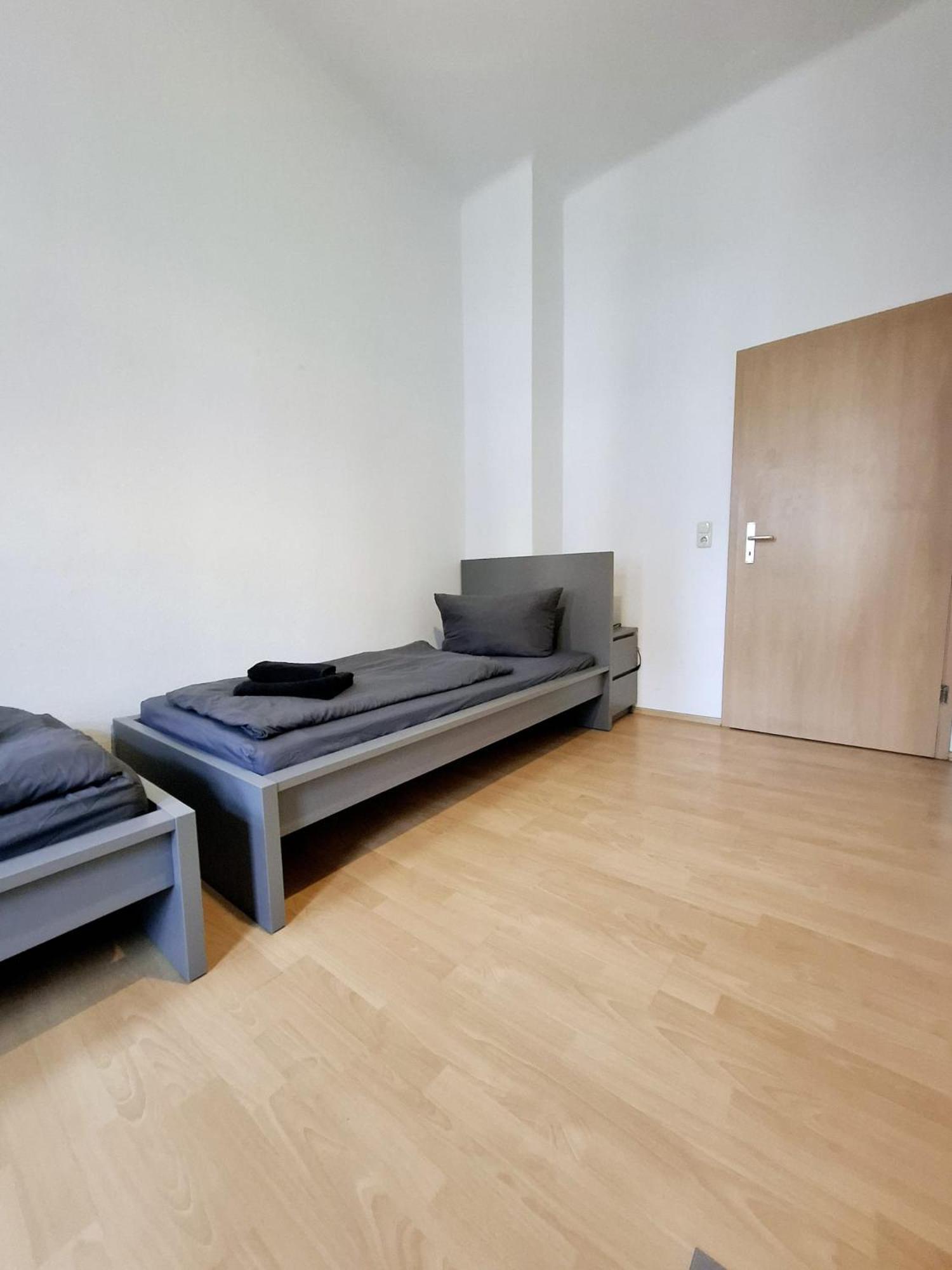 Altbauwohnung Direkt An Der Karli Mit Balkon - Netflix Inklusive Leipzig Dış mekan fotoğraf