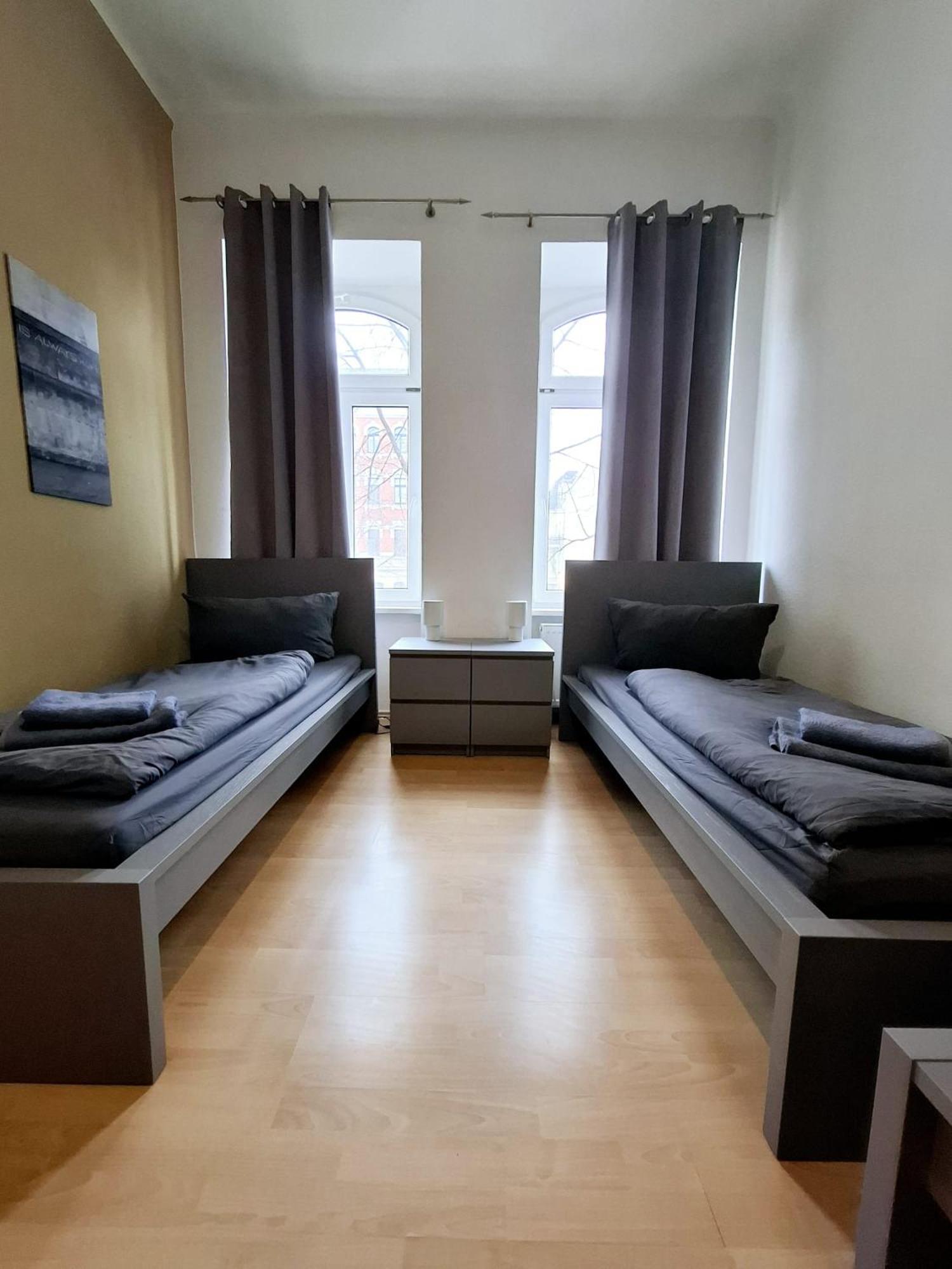 Altbauwohnung Direkt An Der Karli Mit Balkon - Netflix Inklusive Leipzig Dış mekan fotoğraf