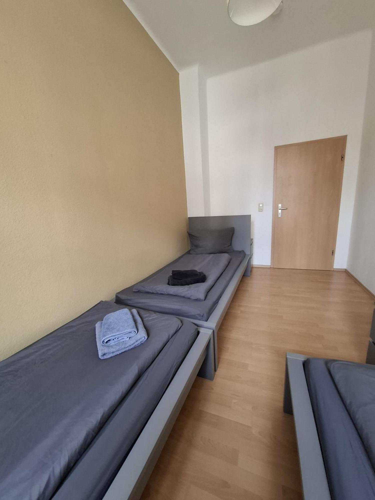 Altbauwohnung Direkt An Der Karli Mit Balkon - Netflix Inklusive Leipzig Dış mekan fotoğraf